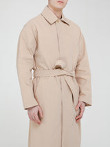 Le manteau trench beige classique
